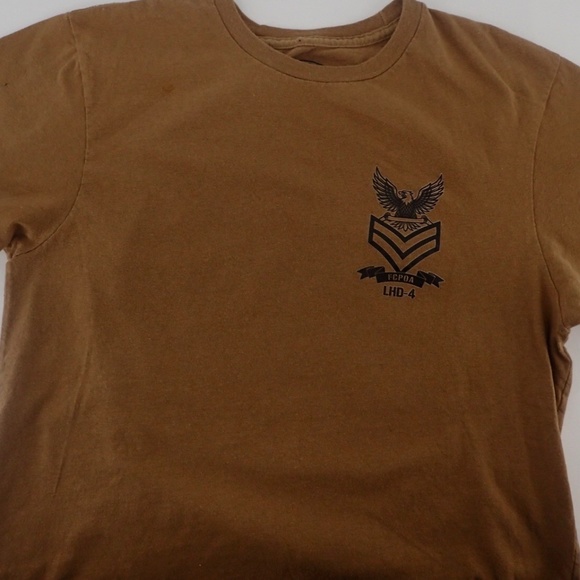 USS Boxer LHD-4 FCPOA Brown T-shirt Size Small "If You Ain't First, Your'e Last" - Picture 2 of 3